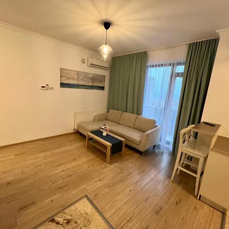 Solid Apartment