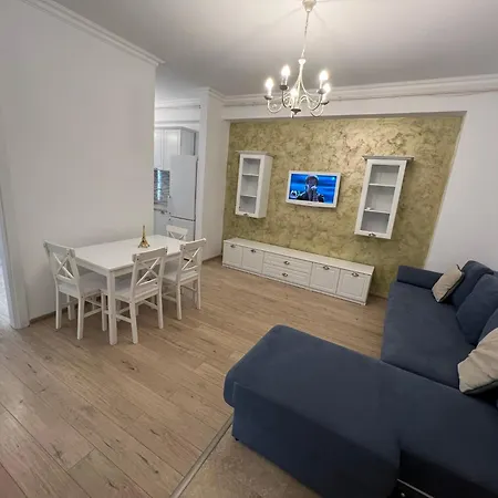 Solid Apartment *