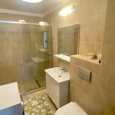 Apartment Solid Mamaia
