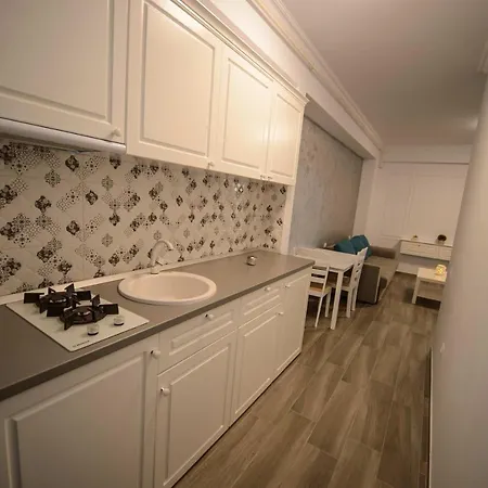 Apartment Solid Mamaia